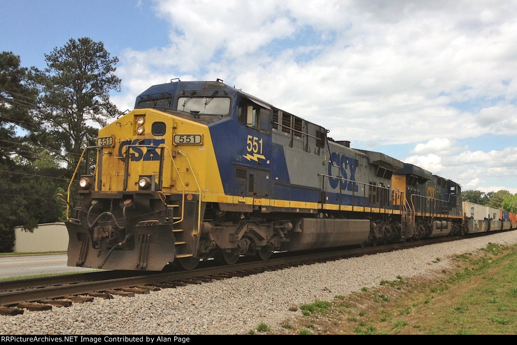 CSX 551 and 3151